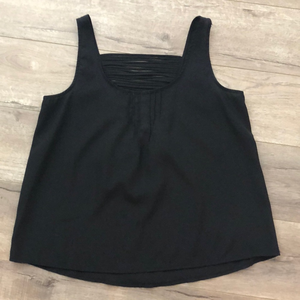 Black sleeveless top